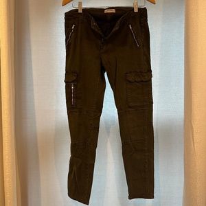 Zara Low Rise Cargo Pants